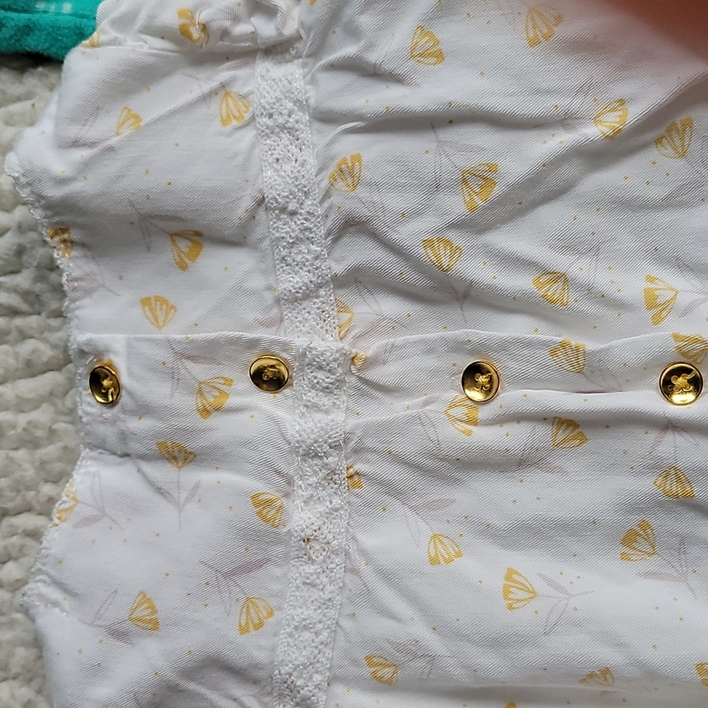 Bundle of 3  Pieces for 3 to 6 months Baby Girl - Picture 4 of 8